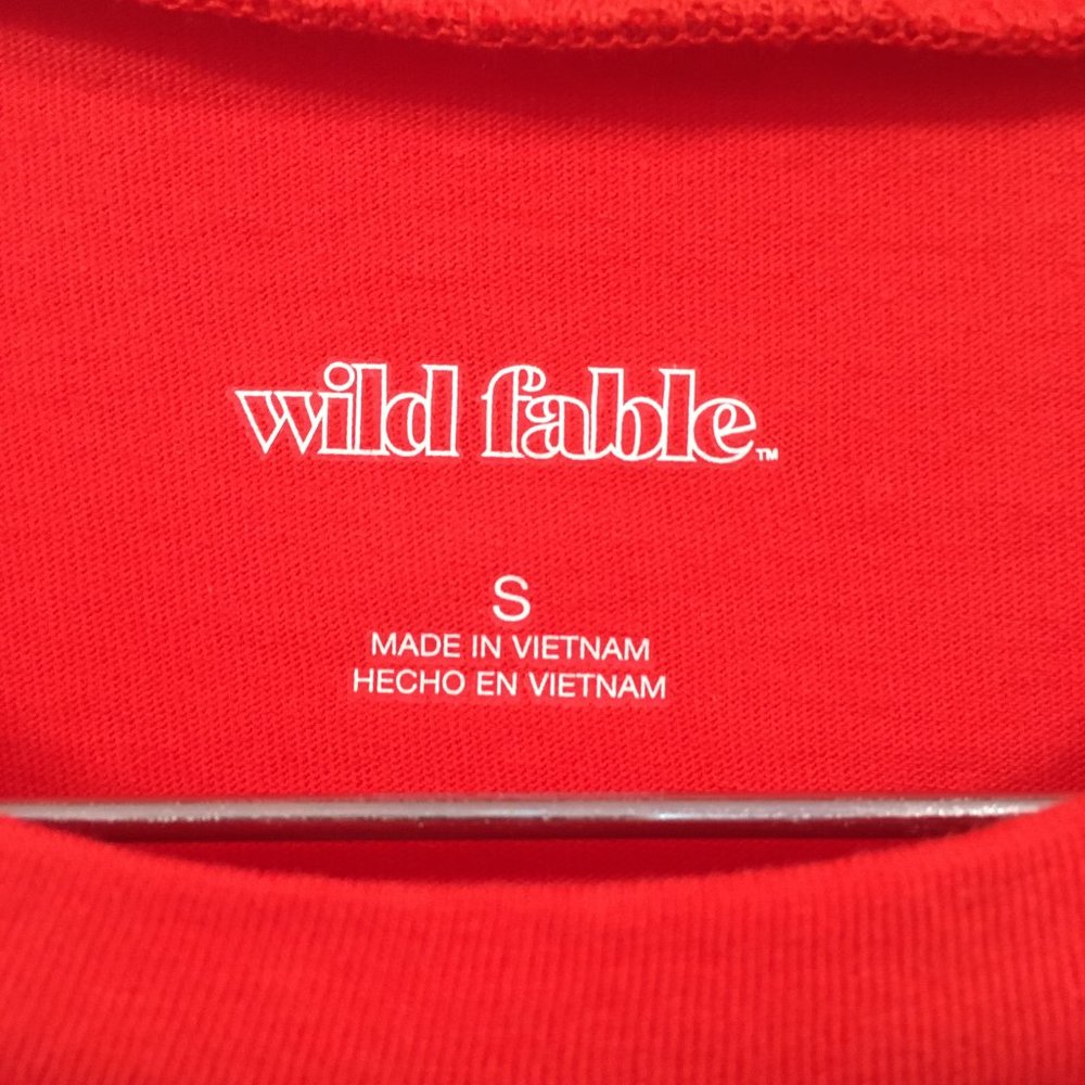 Women's Wild Fable Red Long Sleeve Crew Neck Cropped T Shirt NWT Choose Size - Picture 4 of 6